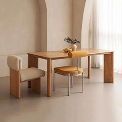 Rolf dining table
